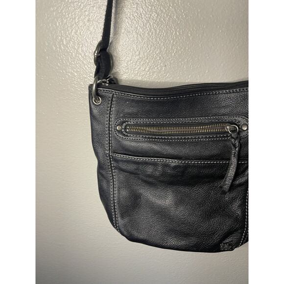 The Sak Black Soft Pebbled Leather Crossbody Purse Shoulder Bag - Picture 4 of 5